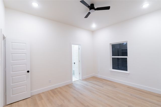 219 W Beachwood Loop, Trinidad, TX 75163