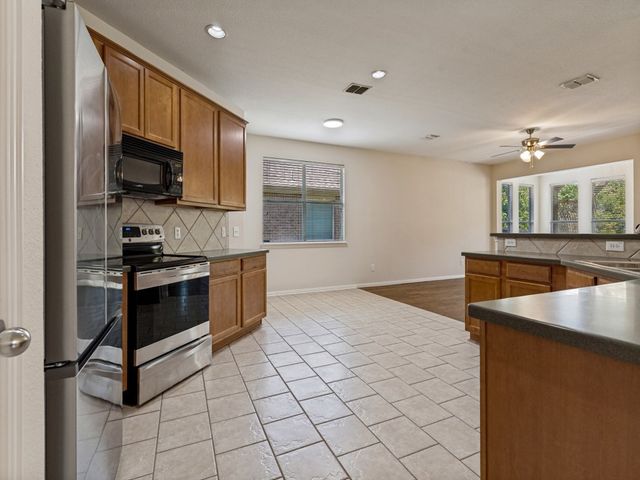 1906 Pecan Grove Drive, Anna, TX 75409