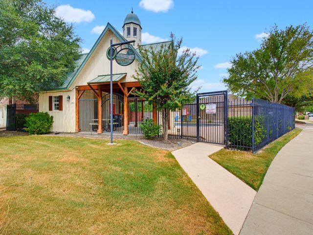 1906 Pecan Grove Drive, Anna, TX 75409