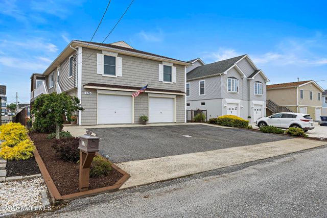 126 E Hudson Drive, Little Egg Harbor, NJ 08087