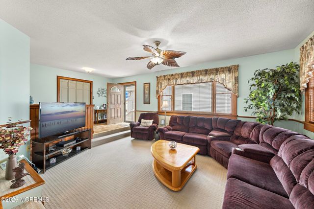 126 E Hudson Drive, Little Egg Harbor, NJ 08087