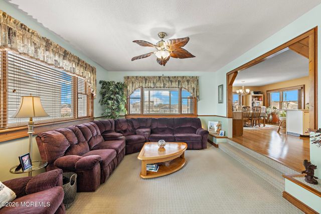 126 E Hudson Drive, Little Egg Harbor, NJ 08087