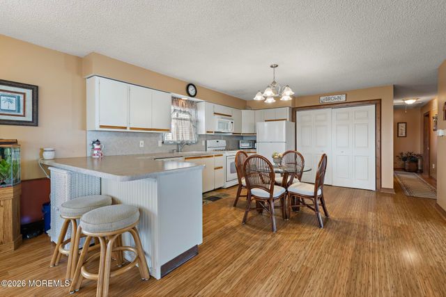 126 E Hudson Drive, Little Egg Harbor, NJ 08087