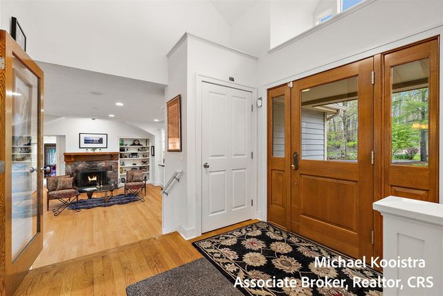 7320 Valhalla Drive, Alto, MI 49302