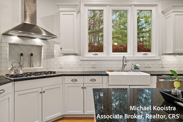 7320 Valhalla Drive, Alto, MI 49302