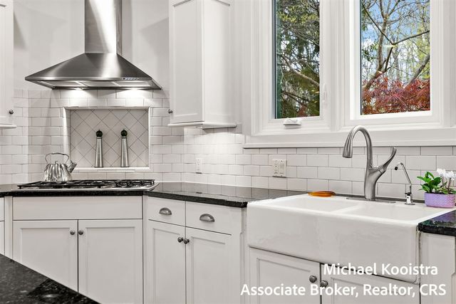 7320 Valhalla Drive, Alto, MI 49302