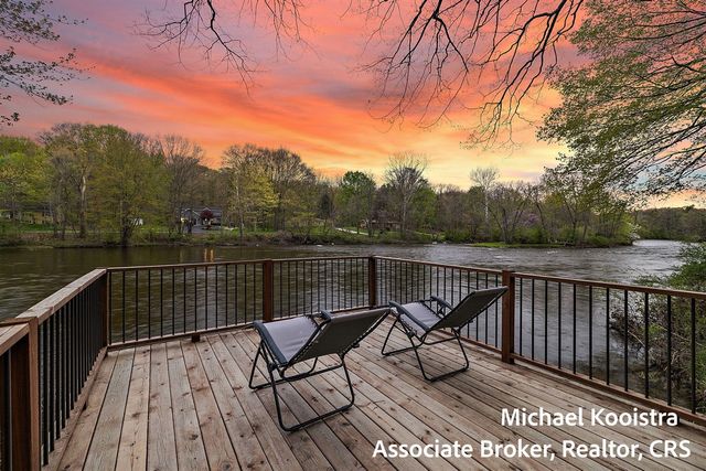 7320 Valhalla Drive, Alto, MI 49302