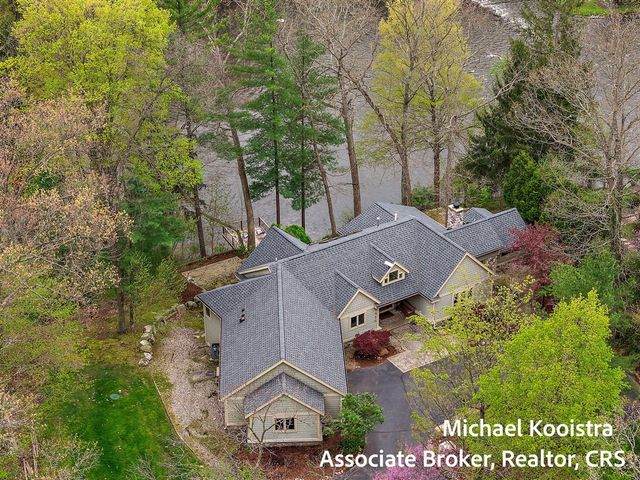 7320 Valhalla Drive, Alto, MI 49302