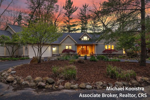 7320 Valhalla Drive, Alto, MI 49302