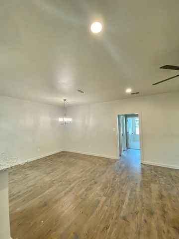 2725 137th Street, Lubbock, TX 79423