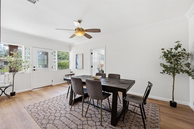 7242 LYNNWOOD AVENUE N, St Petersburg, FL 33710