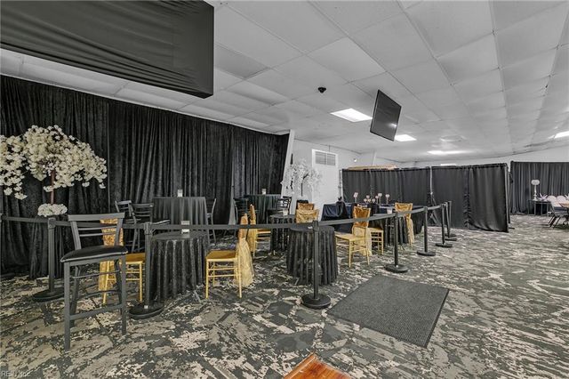 227 E Mercury BLVD, Hampton, VA 23669