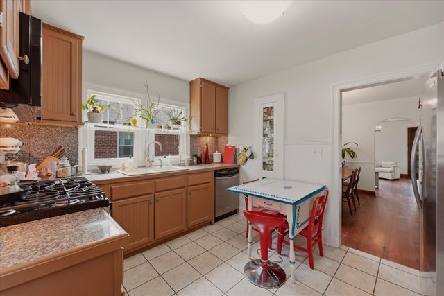 335 Pullen Ave, Nashville, TN 37207