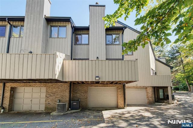 2161 Ellery Avenue, Fort Lee, NJ 07024