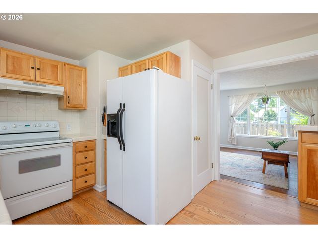 5044 Ne CULLY Blvd, Portland, OR 97218