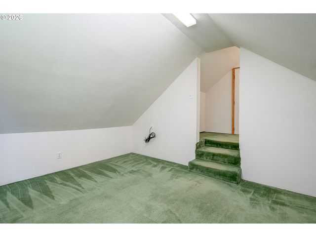 5044 Ne CULLY Blvd, Portland, OR 97218