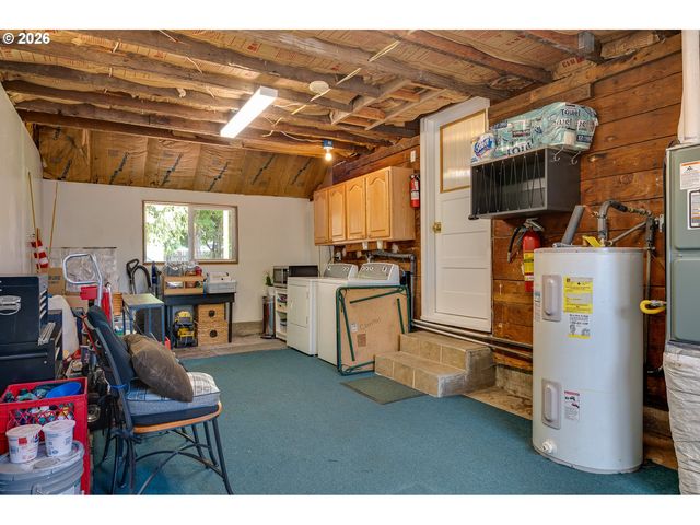 5044 Ne CULLY Blvd, Portland, OR 97218