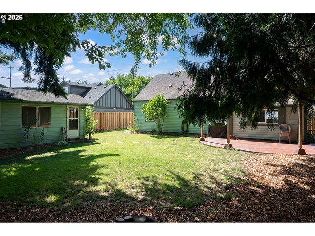 5044 Ne CULLY Blvd, Portland, OR 97218