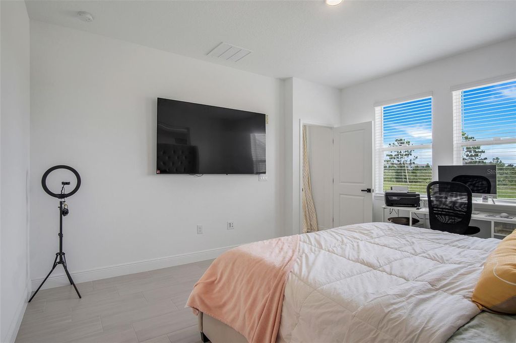Image 15 of property listing at 18863 RAWSON STREET, Orlando, FL 32827