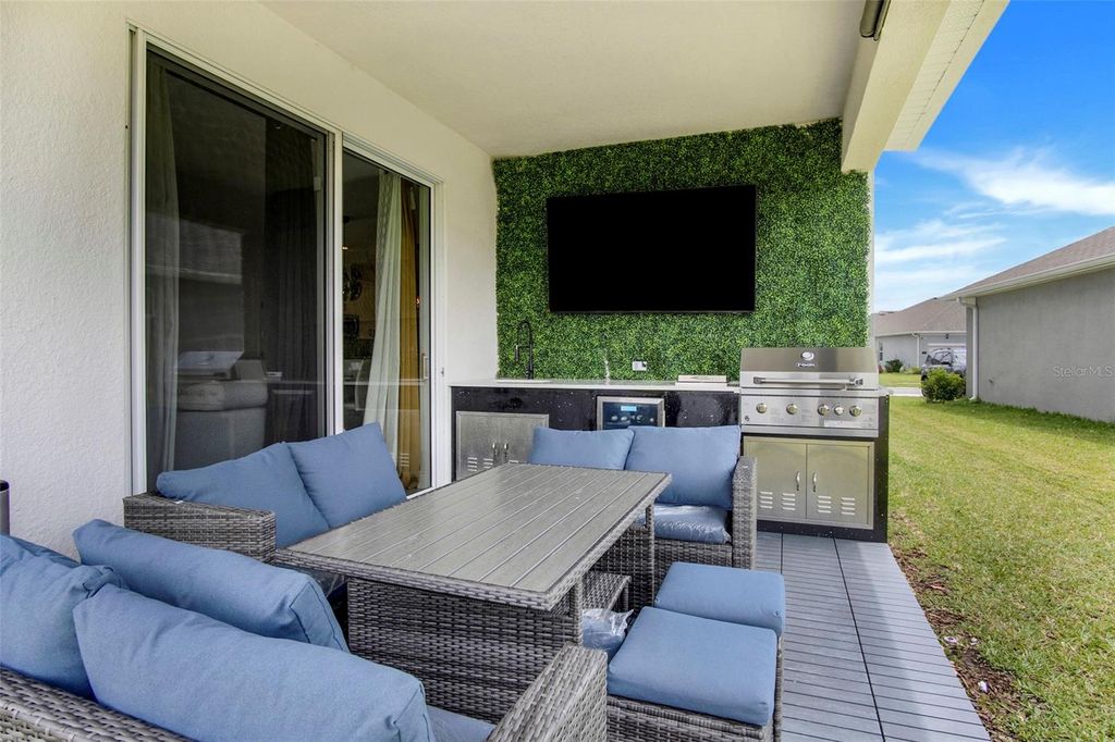 Image 7 of property listing at 18863 RAWSON STREET, Orlando, FL 32827