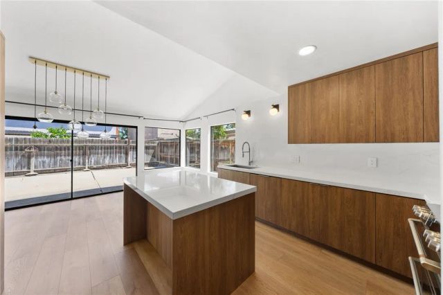 3831 Hamilton Street, Irvine, CA 92614