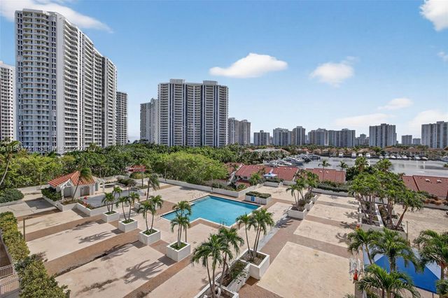 3640 Yacht Club Dr 708, Aventura, FL 33180