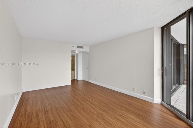 3640 Yacht Club Dr 708, Aventura, FL 33180