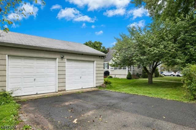 372 South Union Ave, Cranford Twp., NJ 07016