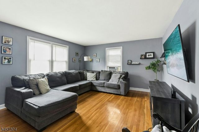 372 South Union Ave, Cranford Twp., NJ 07016