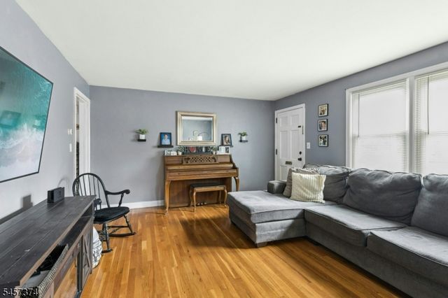 372 South Union Ave, Cranford Twp., NJ 07016
