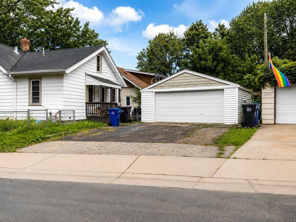 812 Pedersen Street, Saint Paul, MN 55119 — photo 2