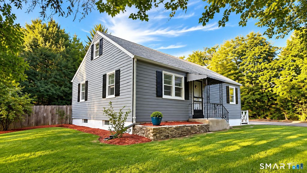 23 Woodpark Drive, Watertown, CT 06795