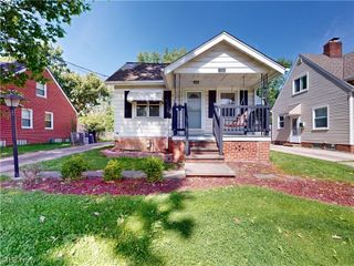 1560 Biltmore Road, Lyndhurst, OH 44124