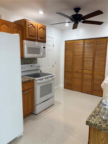 5635 GRANT Street, Hollywood, FL 33021