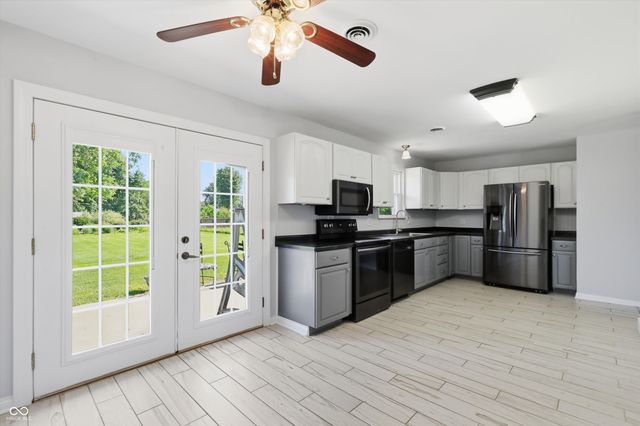 4204 E Cragmont Drive, Indianapolis, IN 46237