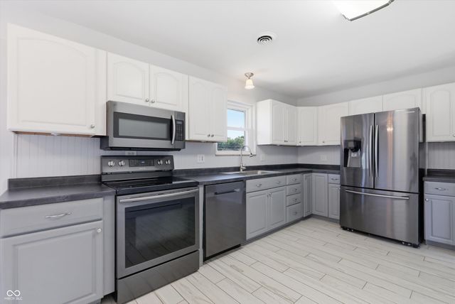 4204 E Cragmont Drive, Indianapolis, IN 46237