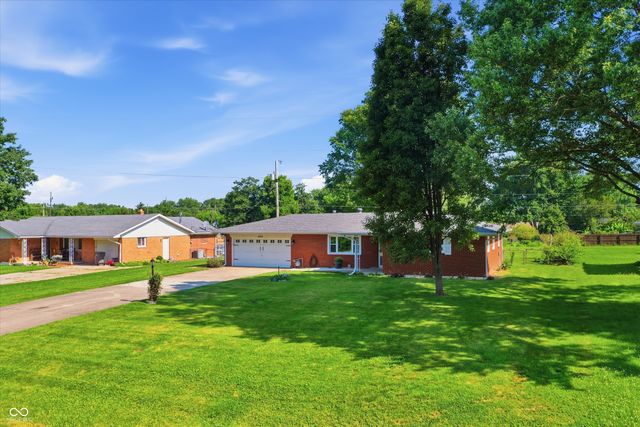 4204 E Cragmont Drive, Indianapolis, IN 46237