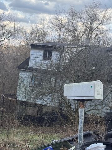 1332 Sunnyside Street, East Liverpool, OH 43920