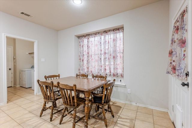 7234 Summit Parc Drive, Dallas, TX 75249