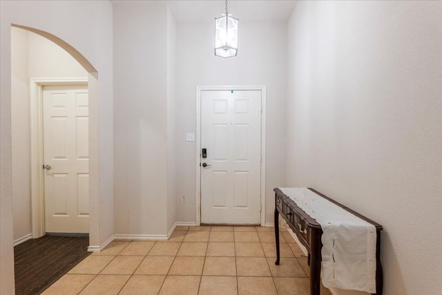7234 Summit Parc Drive, Dallas, TX 75249