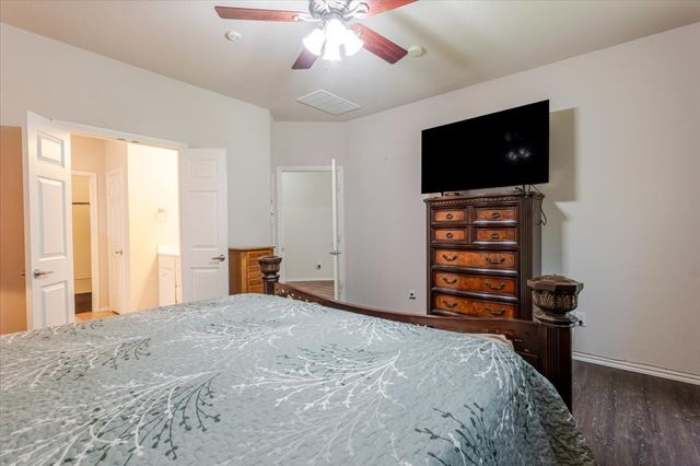 7234 Summit Parc Drive, Dallas, TX 75249