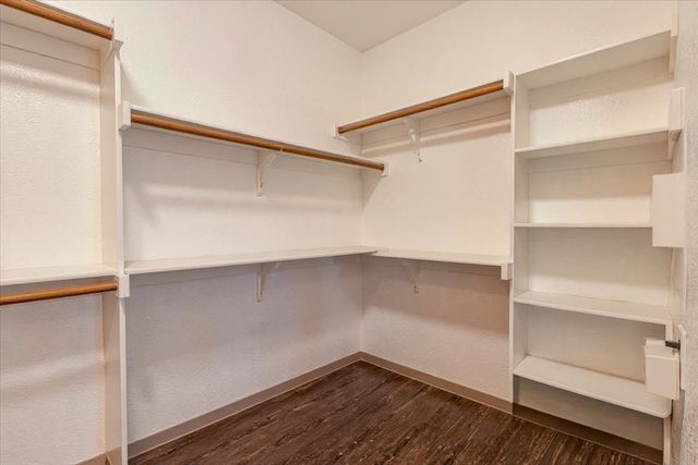 7234 Summit Parc Drive, Dallas, TX 75249