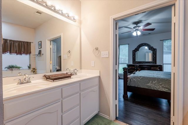 7234 Summit Parc Drive, Dallas, TX 75249