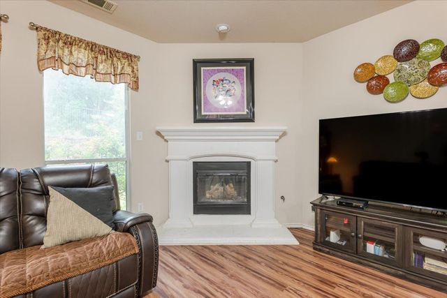 7234 Summit Parc Drive, Dallas, TX 75249