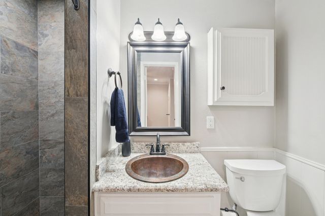 17 Lincolnshire Circle, Bedford, TX 76021