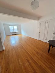 2090 Barnes Avenue 4D, Bronx, NY 10462