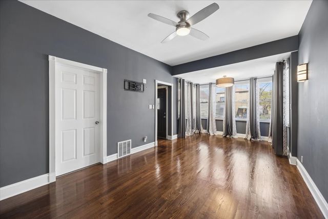 4817 W Dakin Street, Chicago, IL 60641