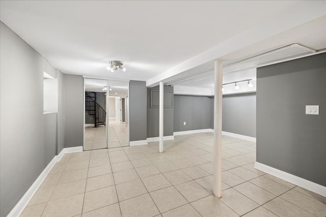 4817 W Dakin Street, Chicago, IL 60641