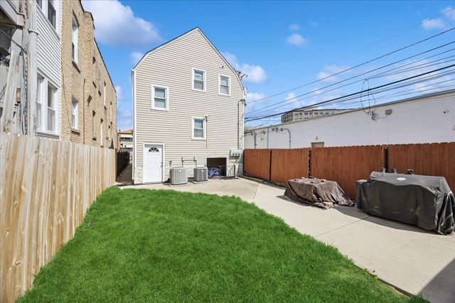 4817 W Dakin Street, Chicago, IL 60641