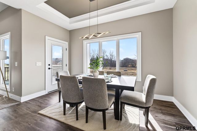 21825 Parkview Drive, Gretna, NE 68028